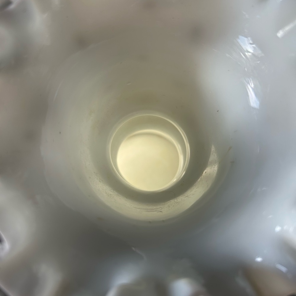 Fenton White and Gold Vase with Graceful Accents - Picture 8 of 9